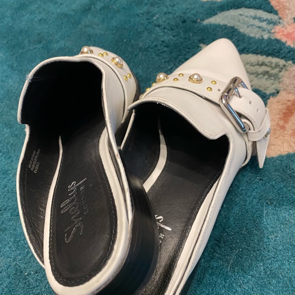 White flat mules - Picture 4 of 8